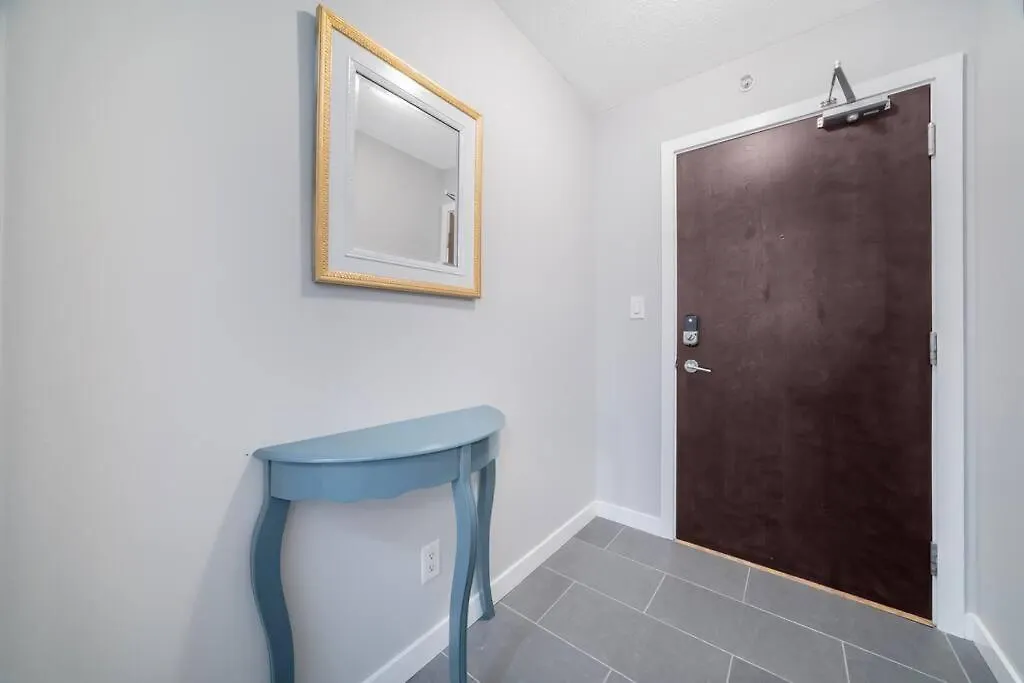 Appartamento Beautiful Dt 3 Bed 2Bath Apat Free Parking & Pool Vancouver