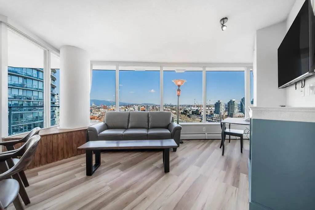 Appartamento Beautiful Dt 3 Bed 2Bath Apat Free Parking & Pool Vancouver